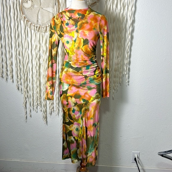 Rails Dresses & Skirts - Rails Joelle Top and Anya Satin Skirt Set Size XS